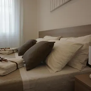 Azzisa Holidays Apartamento Palermo