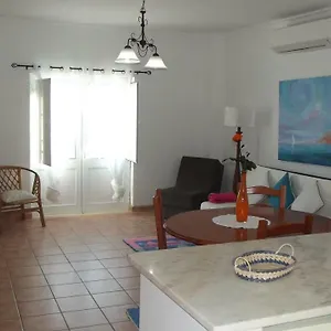 family-floripes-house.hotelaalgarve.com/